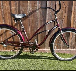 Gorgeous Beach Cruiser