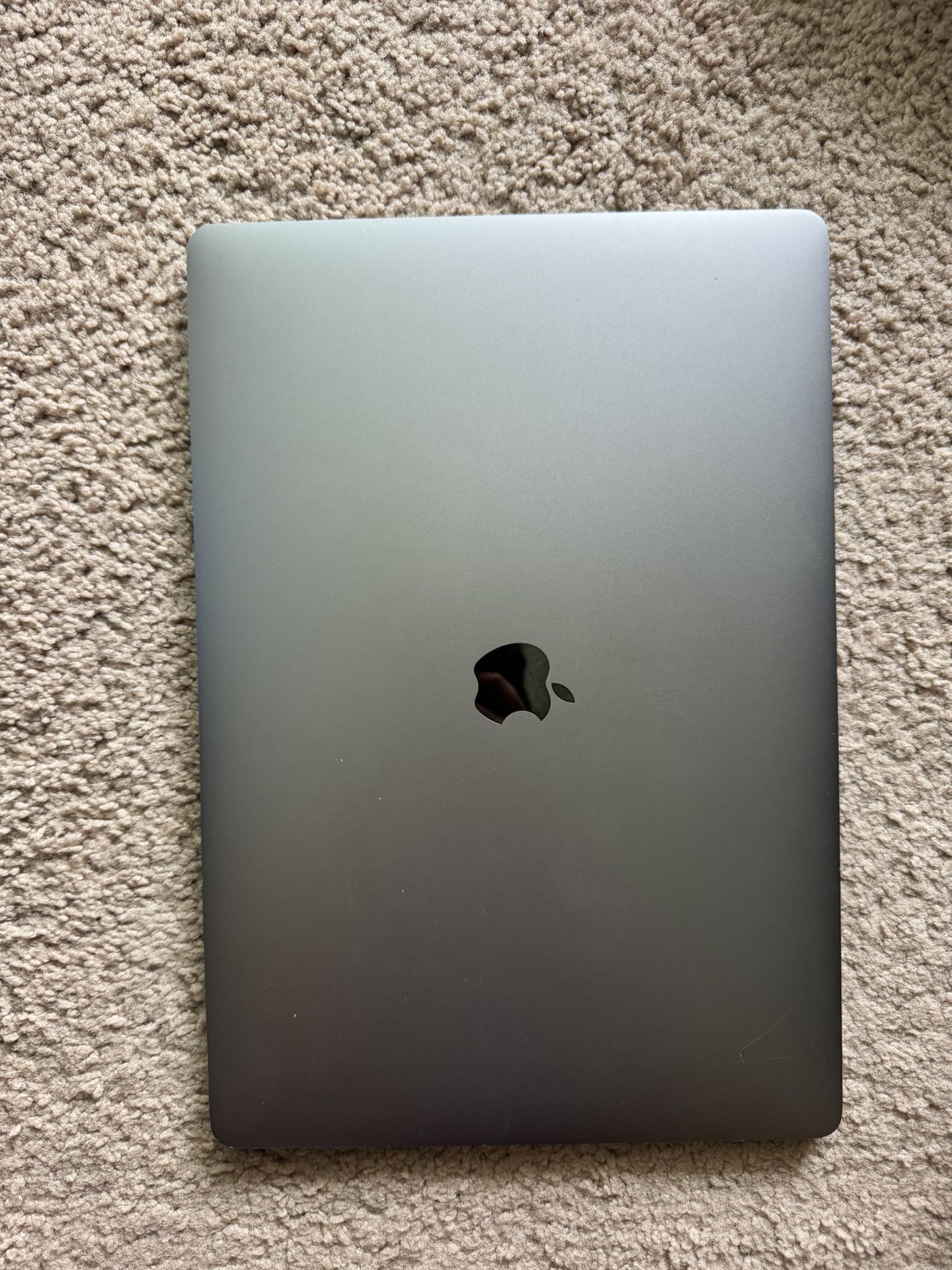 MacBook Pro16”(2020) mint Condition