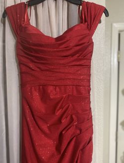 Extra Small Beautiful Woman’s Prom Dress