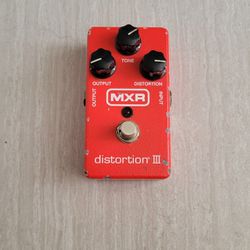 MXR DISTORTION III
Electric Guitar Effect Pedal 