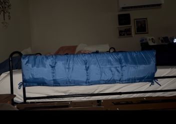 Bed rail cushions