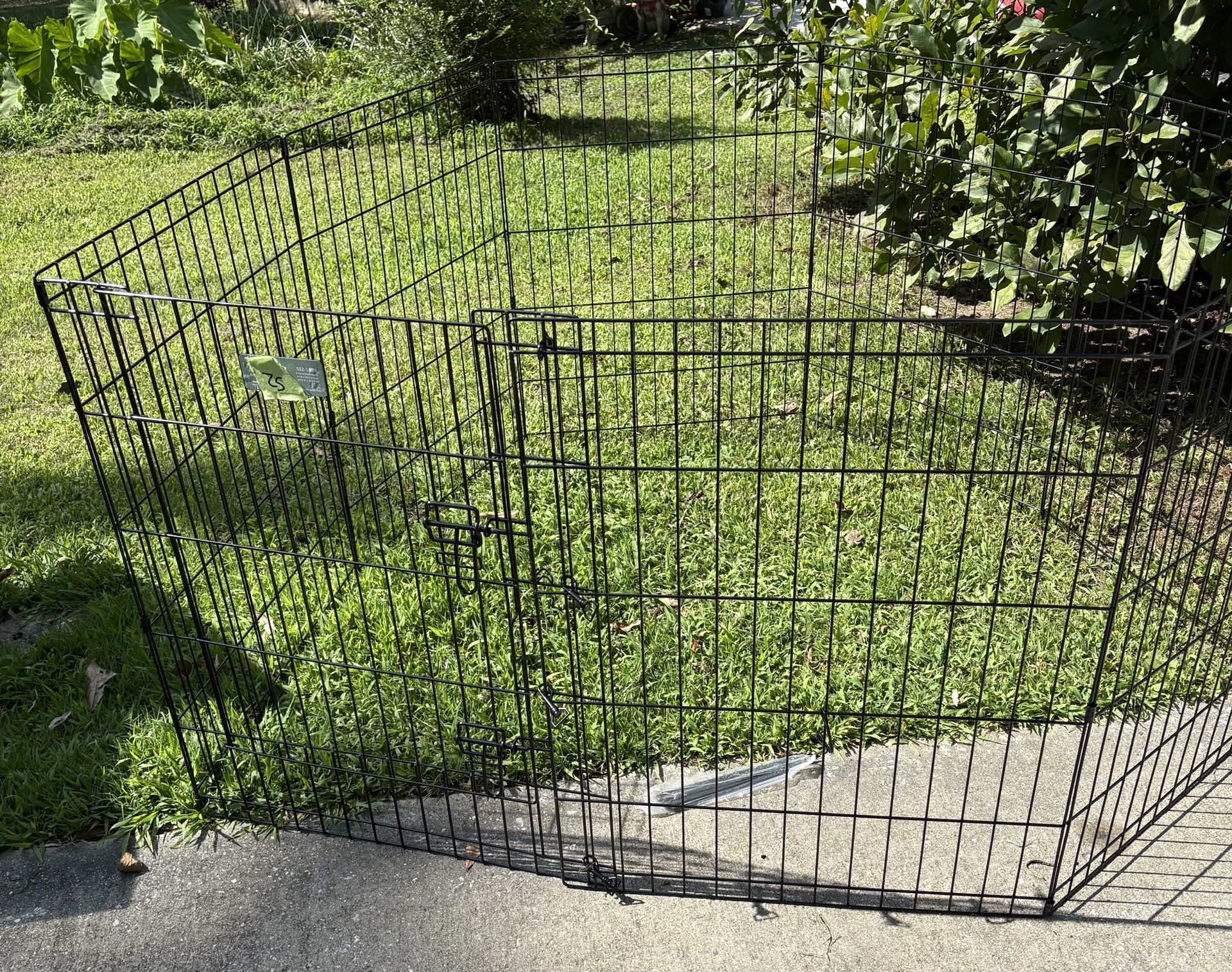 8 Panel Dog Pen