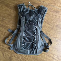 Unigear Hydration Gray Multipurpose Outdoor athletic Lightweight Backpack NWOT