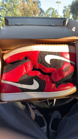 Nike Air Jordan 1 Mid SE "Christmas"