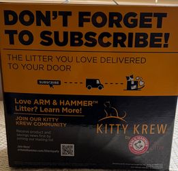 Arm & Hammer Clump & Seal Cloud Control Platinum Cat Litter – $10