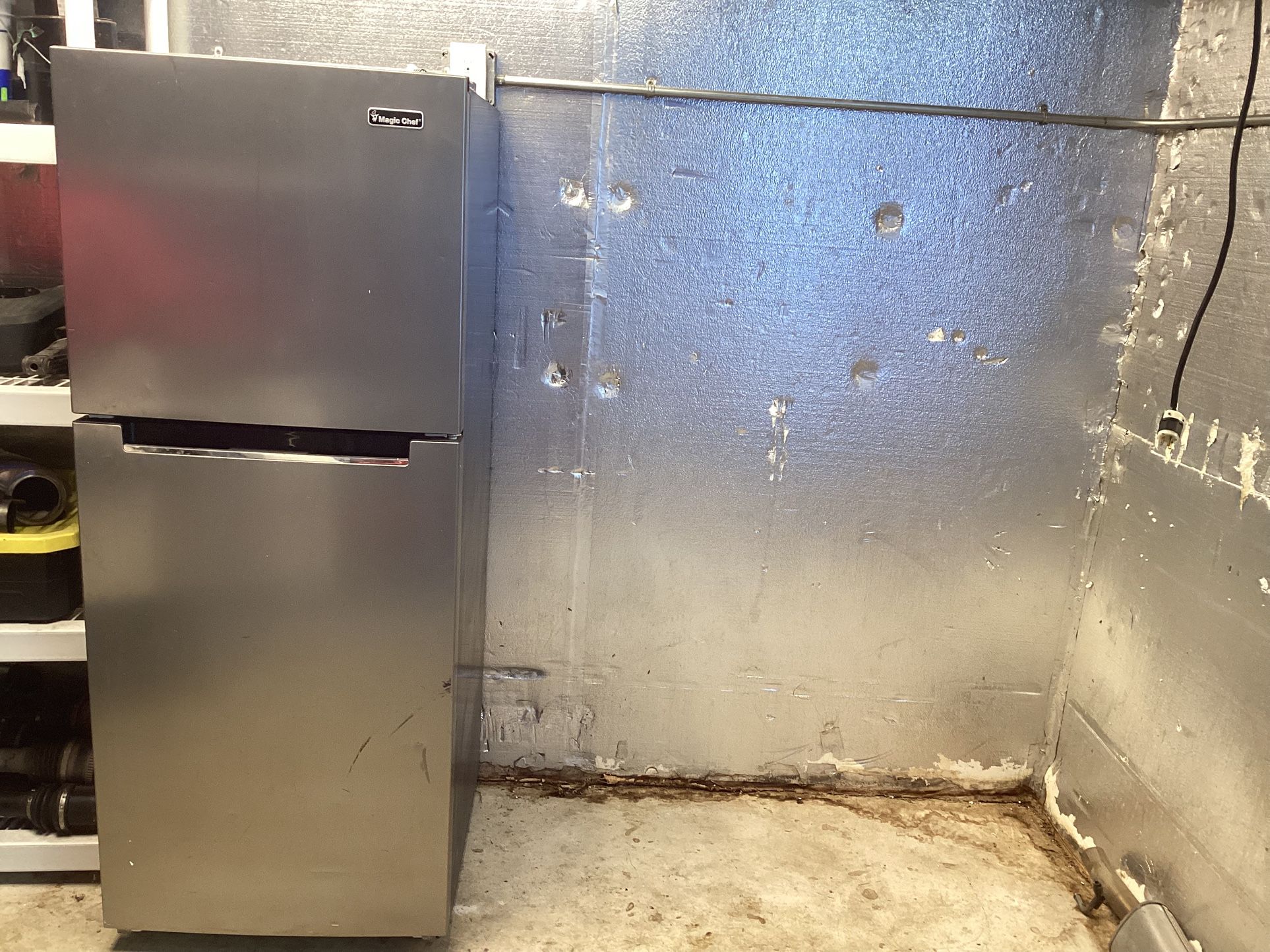 Magic Chef Refrigerator