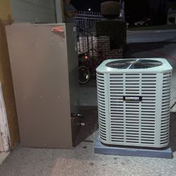 Househouse AC System Oxbox/Midea