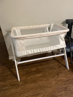 Evolur sleep bassinet