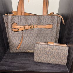 MK Bag And Wallet Bundle 