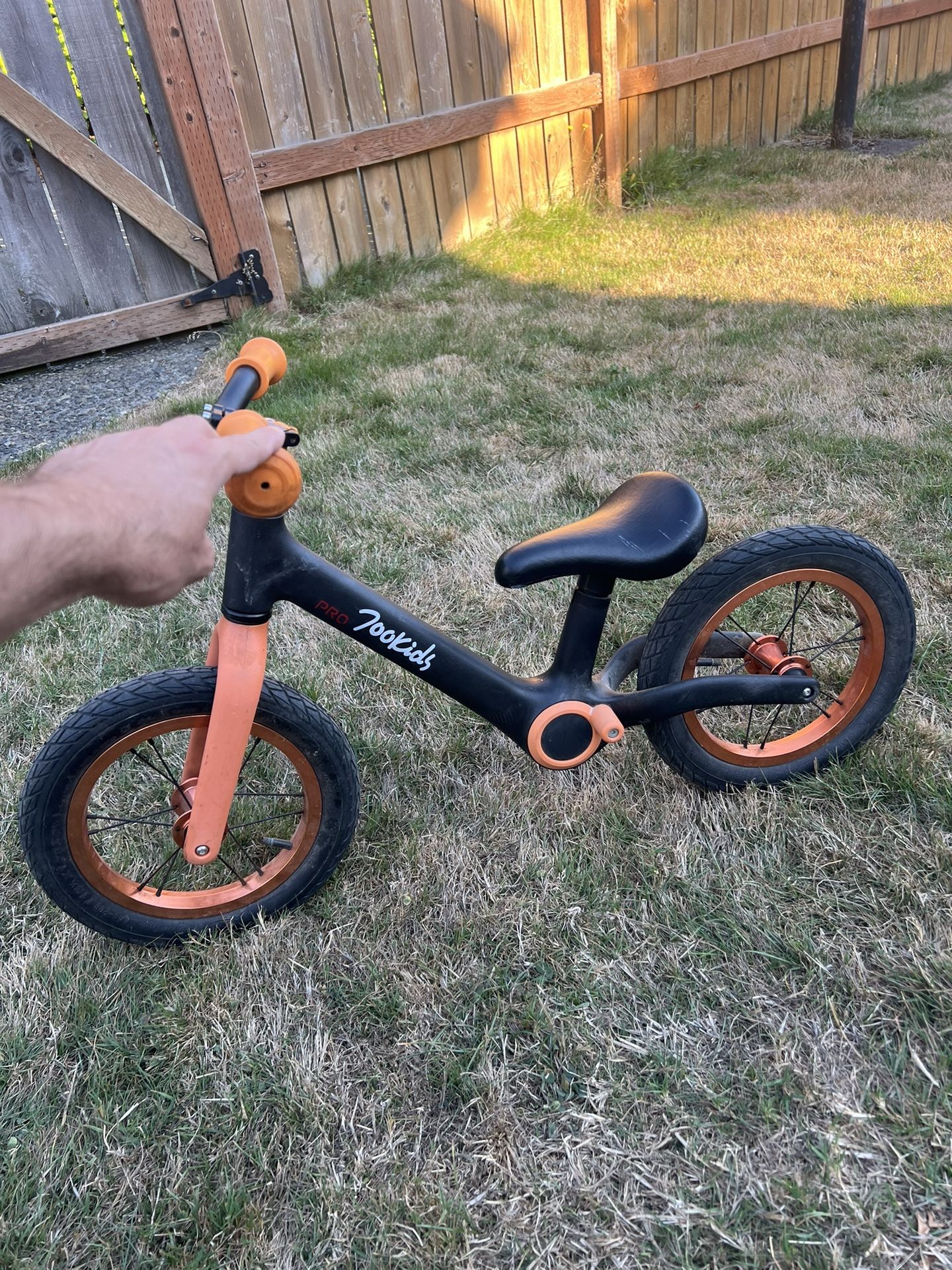 Kids balance bike pro