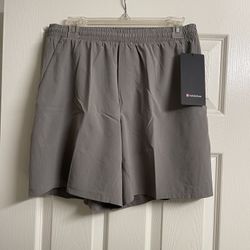 Lululemon Pace Breaker 7” NWT Carbon Dust Large
