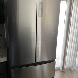 Refrigerator