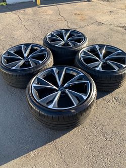 22” OEM RS7 Wheels and 285/30/22 Pirelli P Zero Tires