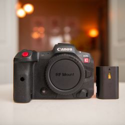 Canon R5C Camera