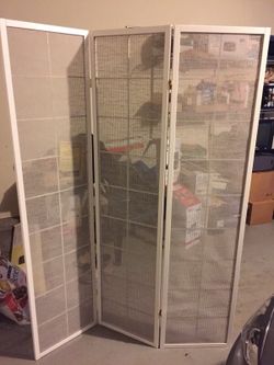 Monarch panel folding screen