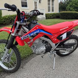 2022 Honda CRF125FB – Excellent Condition