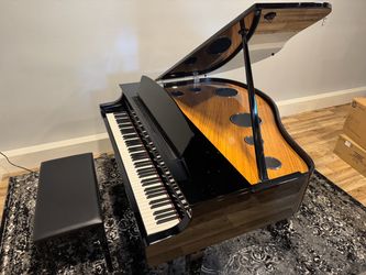 Yamaha Clavinova CLP-795GP Digital Grand Piano – Polished Ebony