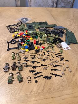 Building blocks, minifigures, a lot of mini toy guns