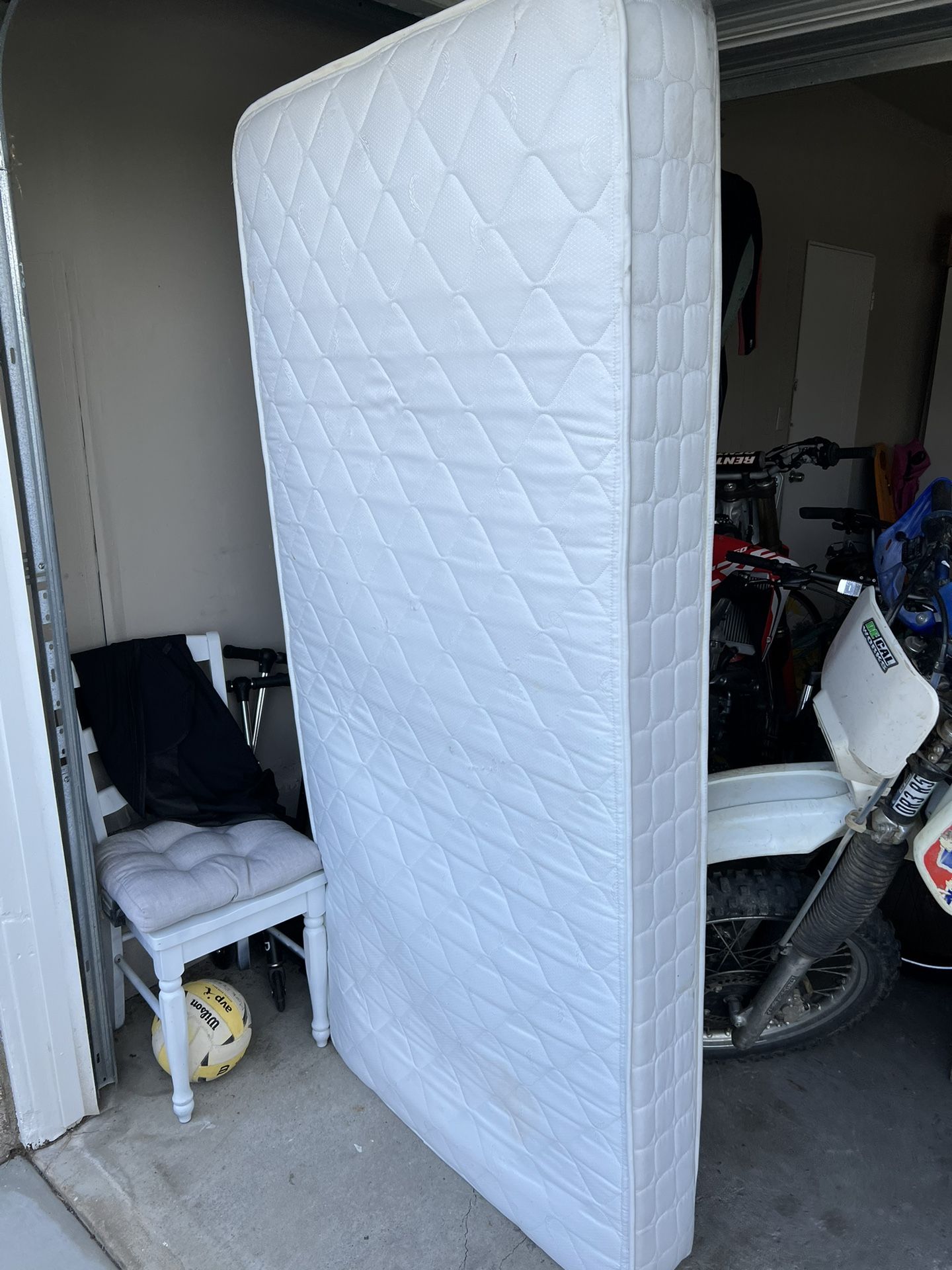 Twin XL mattress for Sale in San Luis Obispo, CA OfferUp
