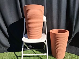 Terracotta pot