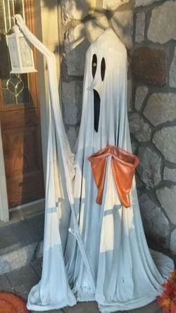 Concrete Halloween Ghost