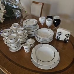 Mikasa China - Angles Pattern HK200