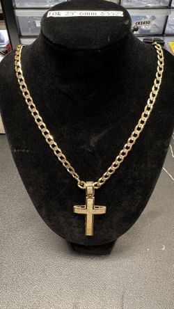 10K Gold necklace w cross pendant  clear stones 25” 6mm 34.6grms no trades 3816 Steilacoom blvd crown jewlery 