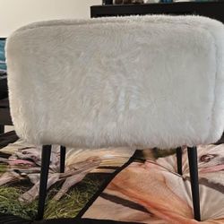 Make Up Vanity Stool 