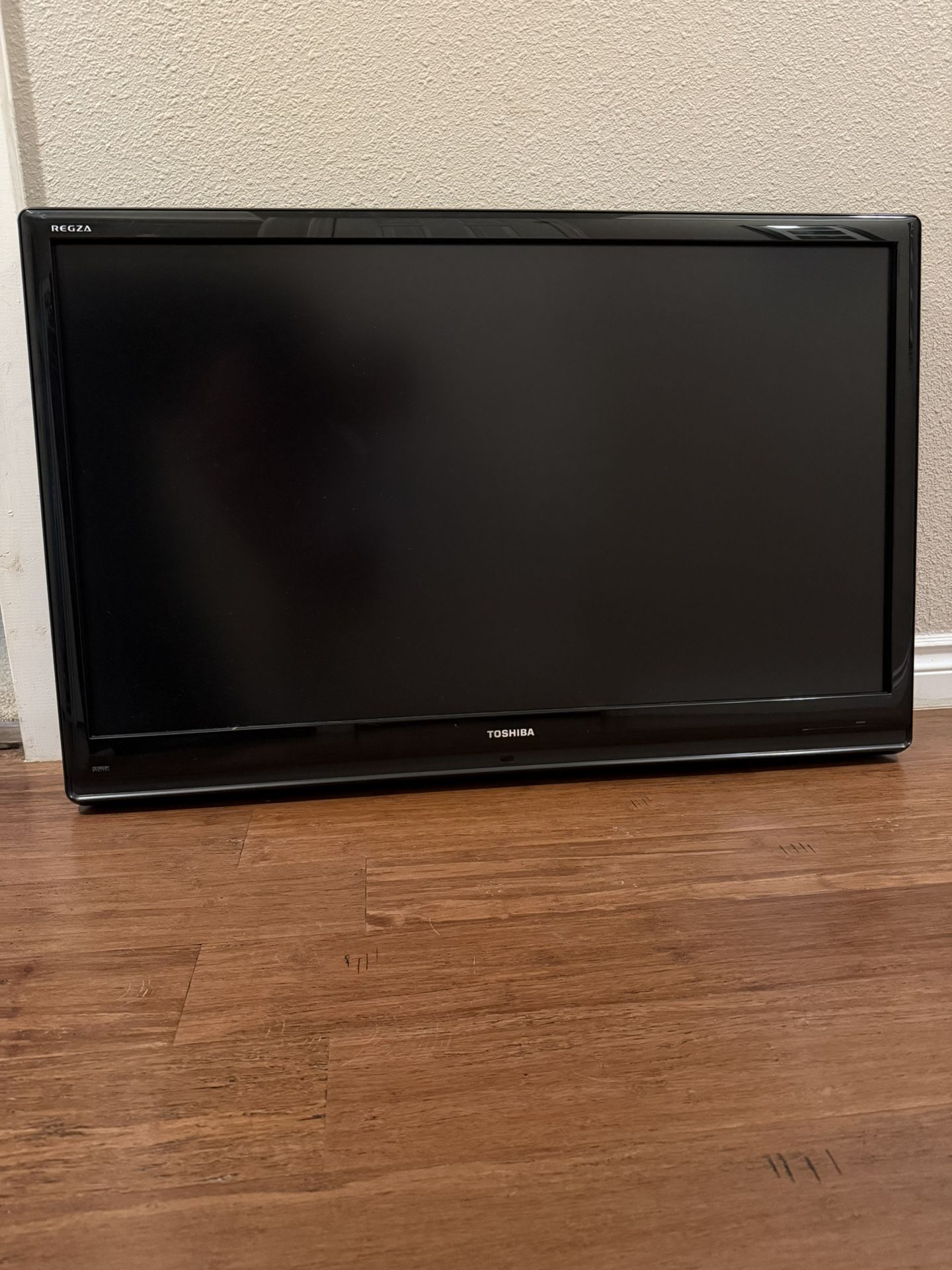 Toshiba 42” Flatscreen Perfect Operating Condition