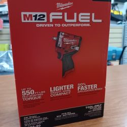 Milwaukee new 3/8" Stubby Impact Wrench 12M Fuel 