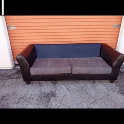 Couch 