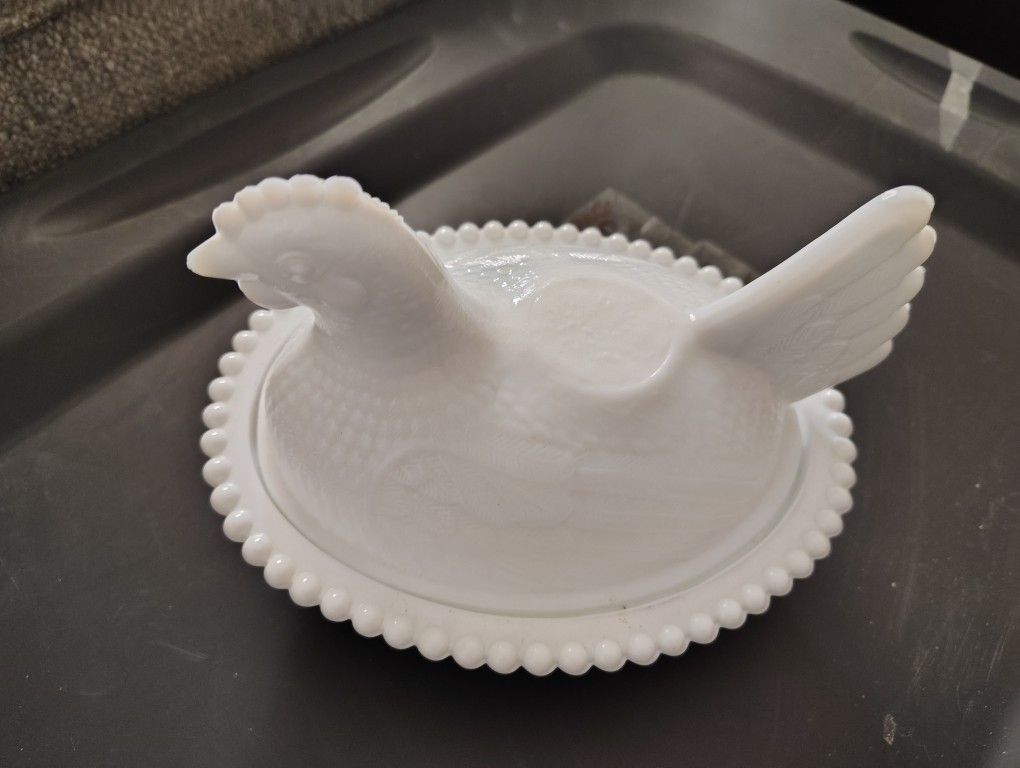 Milk Glass Dish Beautiful Perfect Condition It's A Hen.