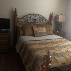 Queen Size Bed With Nightstands 