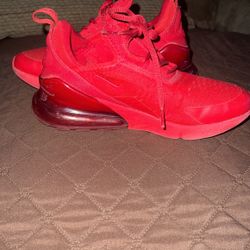 Tenis Nike Air 270