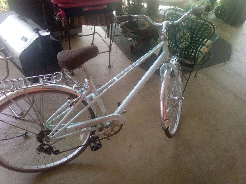 Old Lady's Shwinn