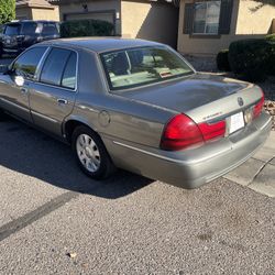 2004 mercury grand marquis ultimate edition 