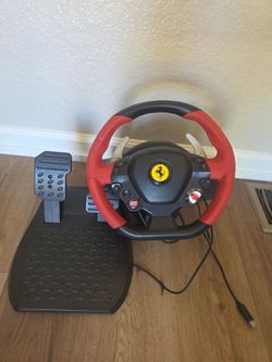 Xbox steering wheel and foot pedal