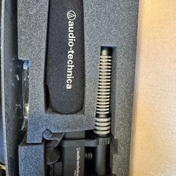 Audio-Technica AT8024 Stereo/Mono Camera-Mount Condenser Microphone