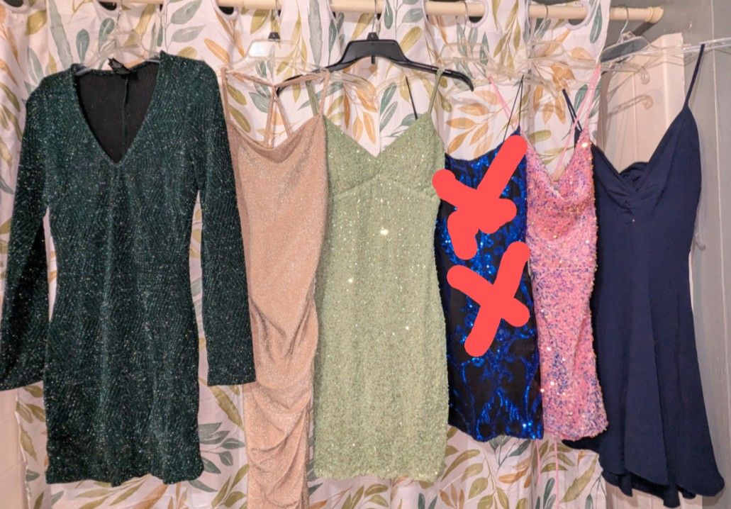 Homecoming Dresses - Size Small - Prices For Every Budget