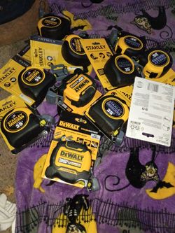 Stanley FatMax & DeWalt 35ft Tape Measures Lot