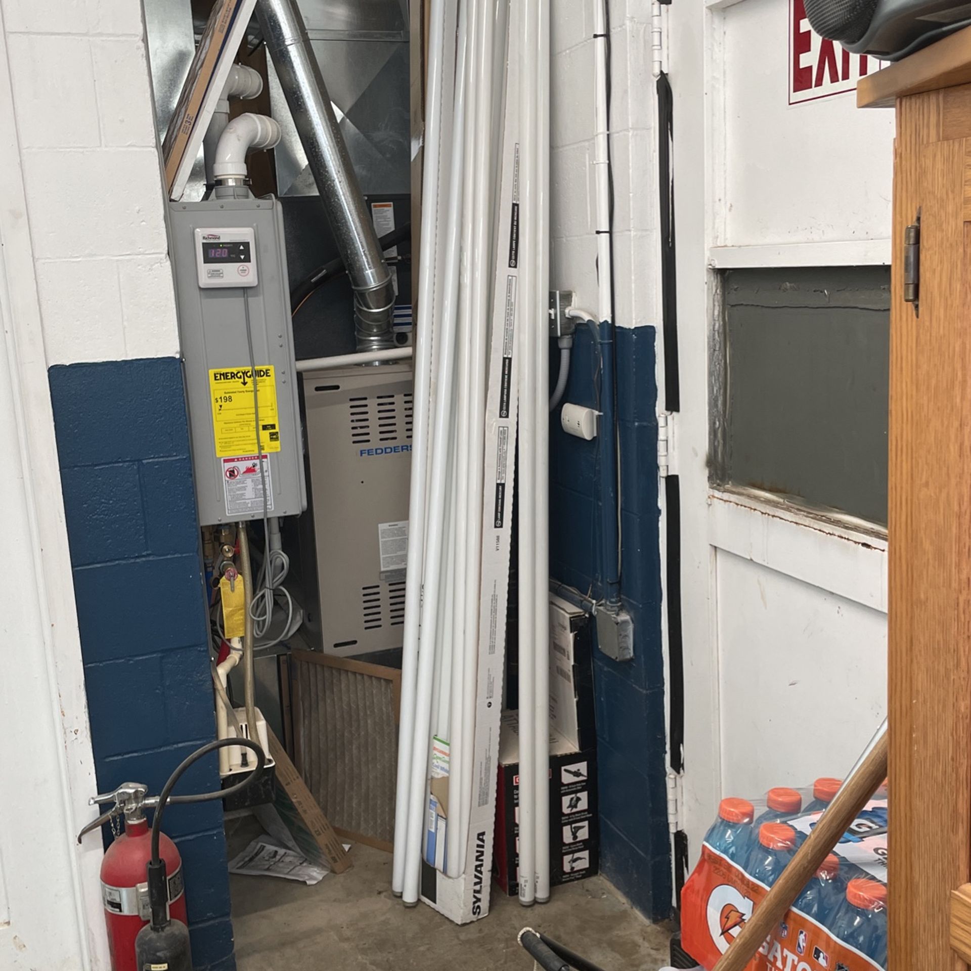 8 Foot T-12 Fluorescent Light Bulbs