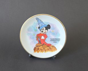 Walt Disney Mickey Mouse In The Sorcerer's Apprentice Mini Collector's Plate