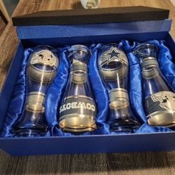 Bradford Exchange Dallas Cowboys Collectible Glass Set – Limited Edition (Set of 4)