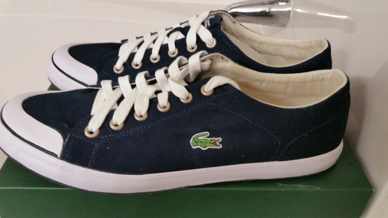 Men's Lacoste Tennis shoes, size 13 M never worn still in the