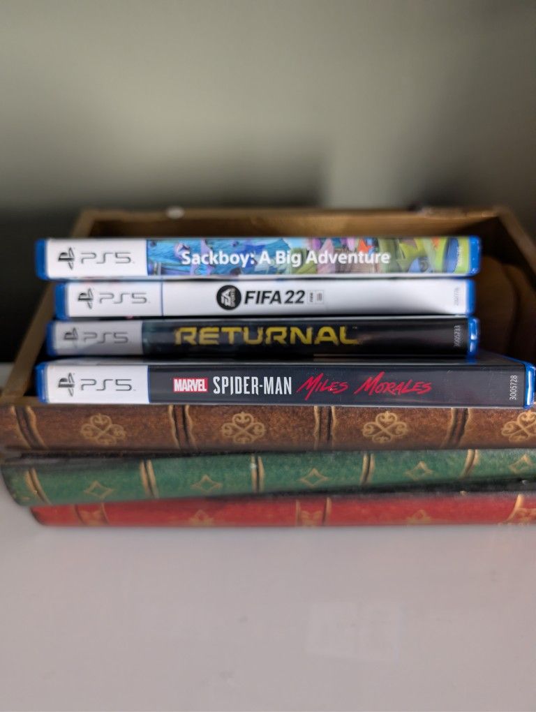 PS5 GAMES -- Assorted Bundle