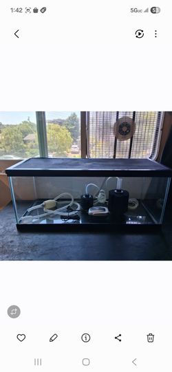 20 galons fhis tank with sponge filters air pump & gravel vacuum