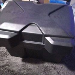 Snap top battery box