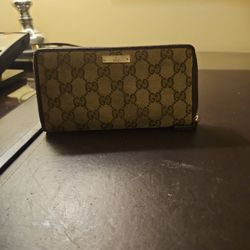 Gucci Wallet 