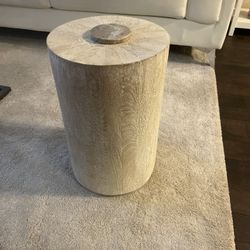 Stool/table