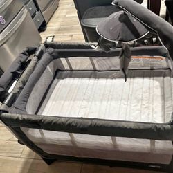 Pack n Play 